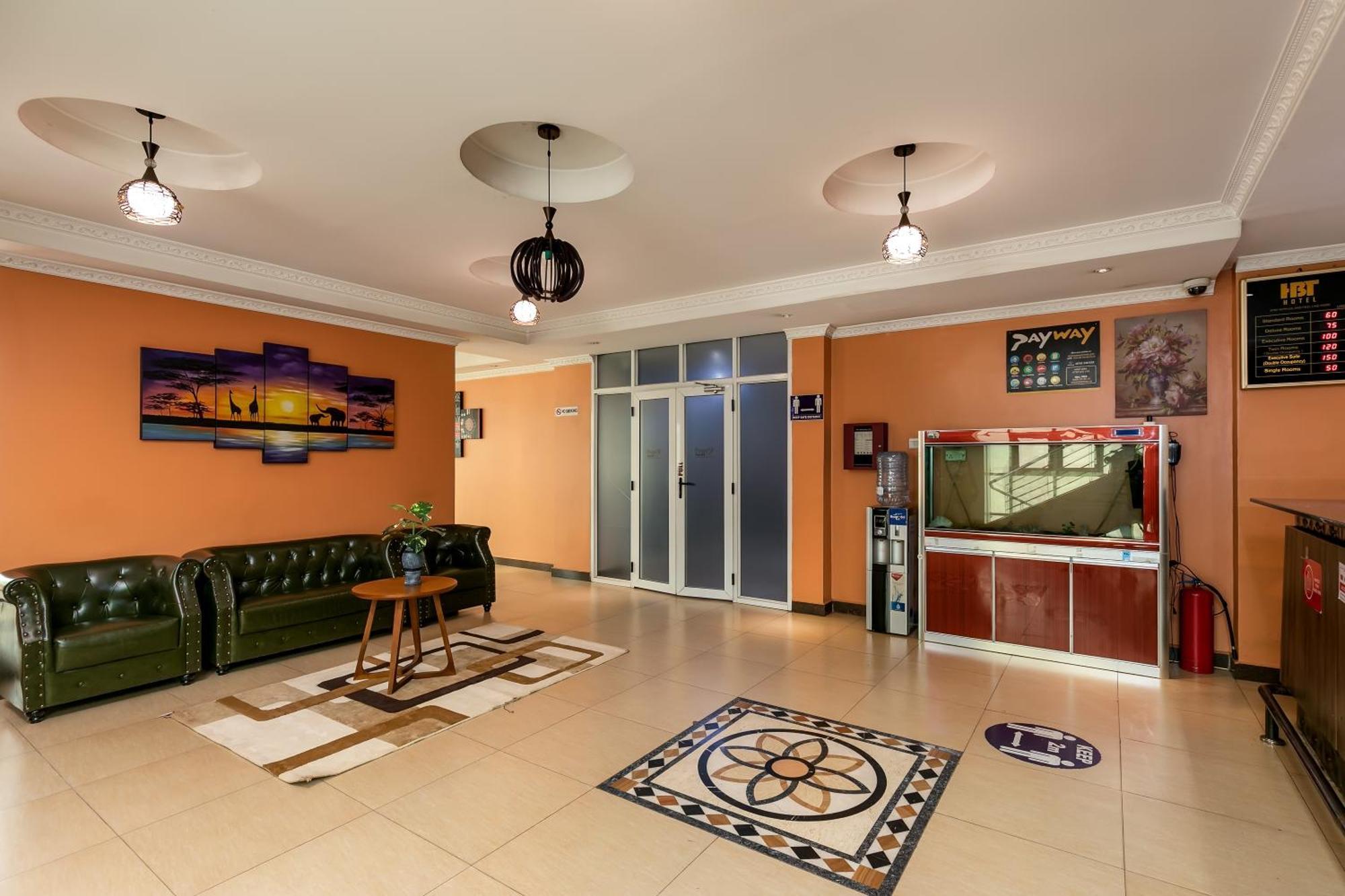 Russell Hotel Kampala Eksteriør billede