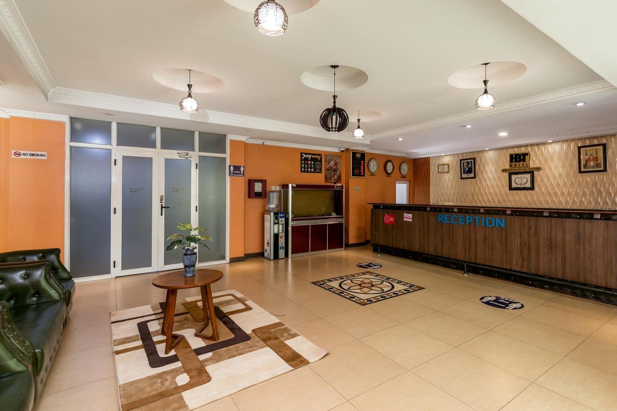 Russell Hotel Kampala Eksteriør billede