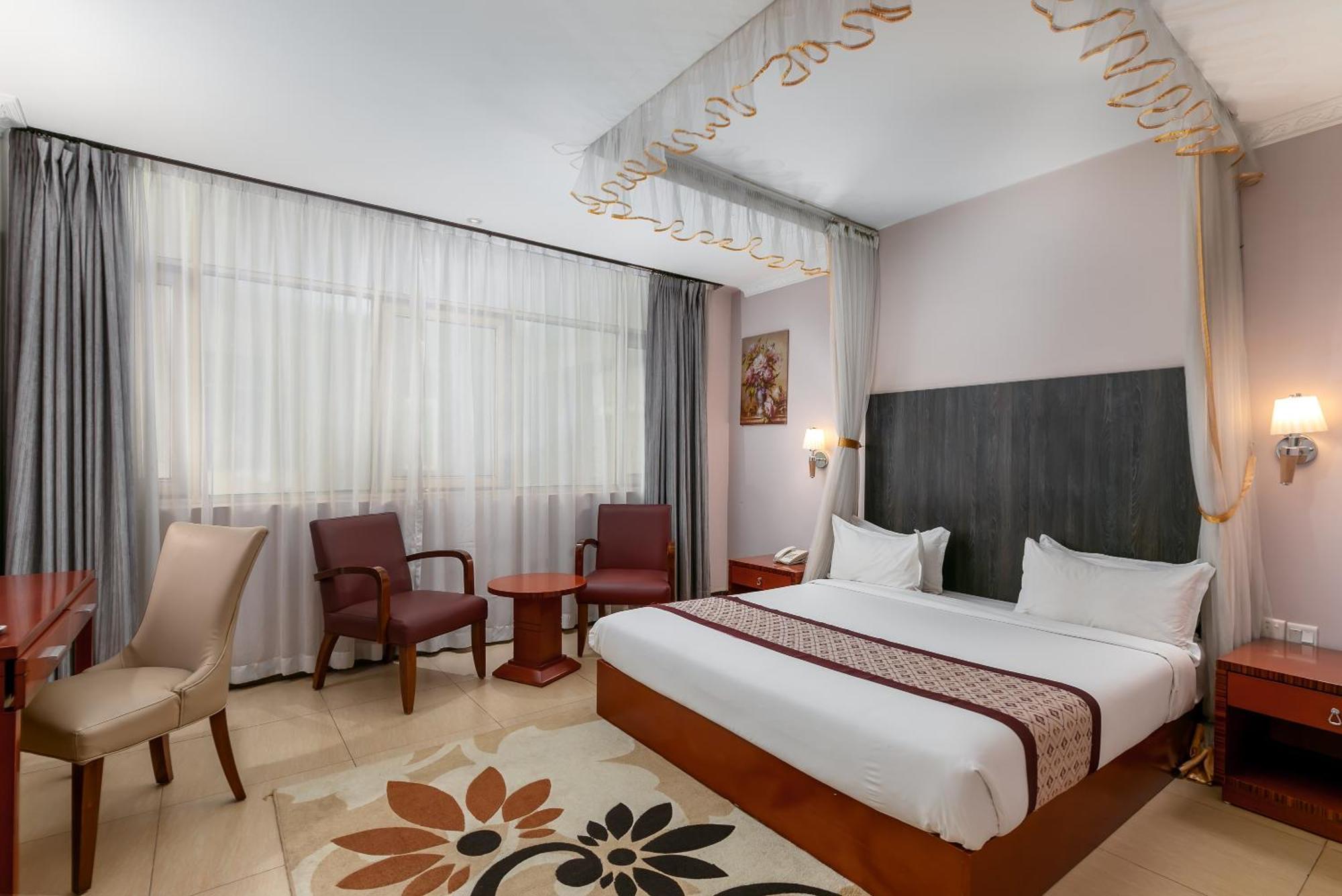 Russell Hotel Kampala Eksteriør billede